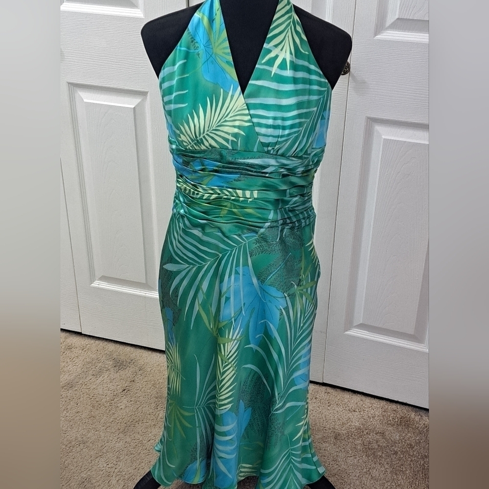 Jones New York 100% Silk Halter Dress   Size 12